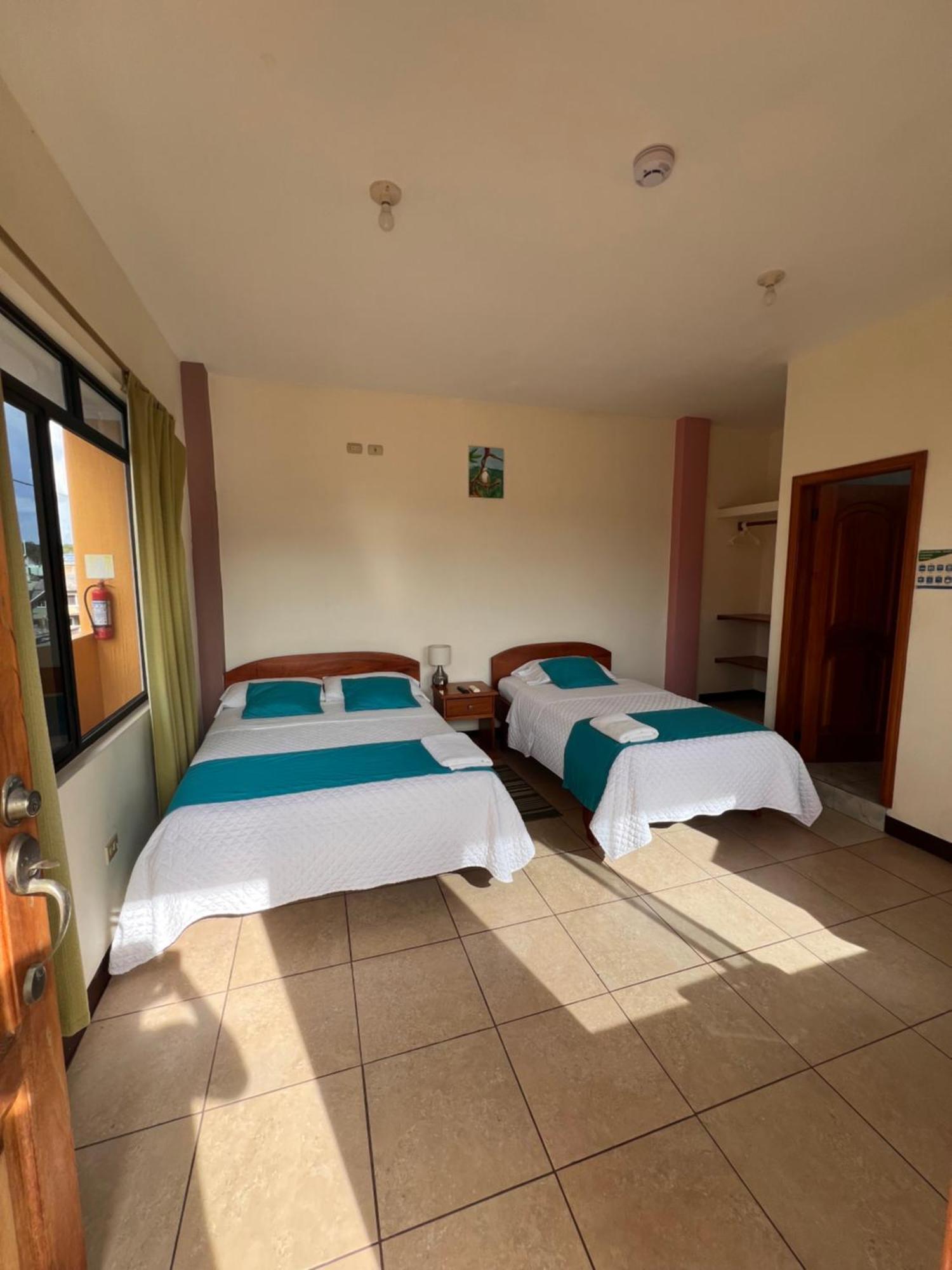 Hostal Casa Cascada بويرتو أيورا المظهر الخارجي الصورة