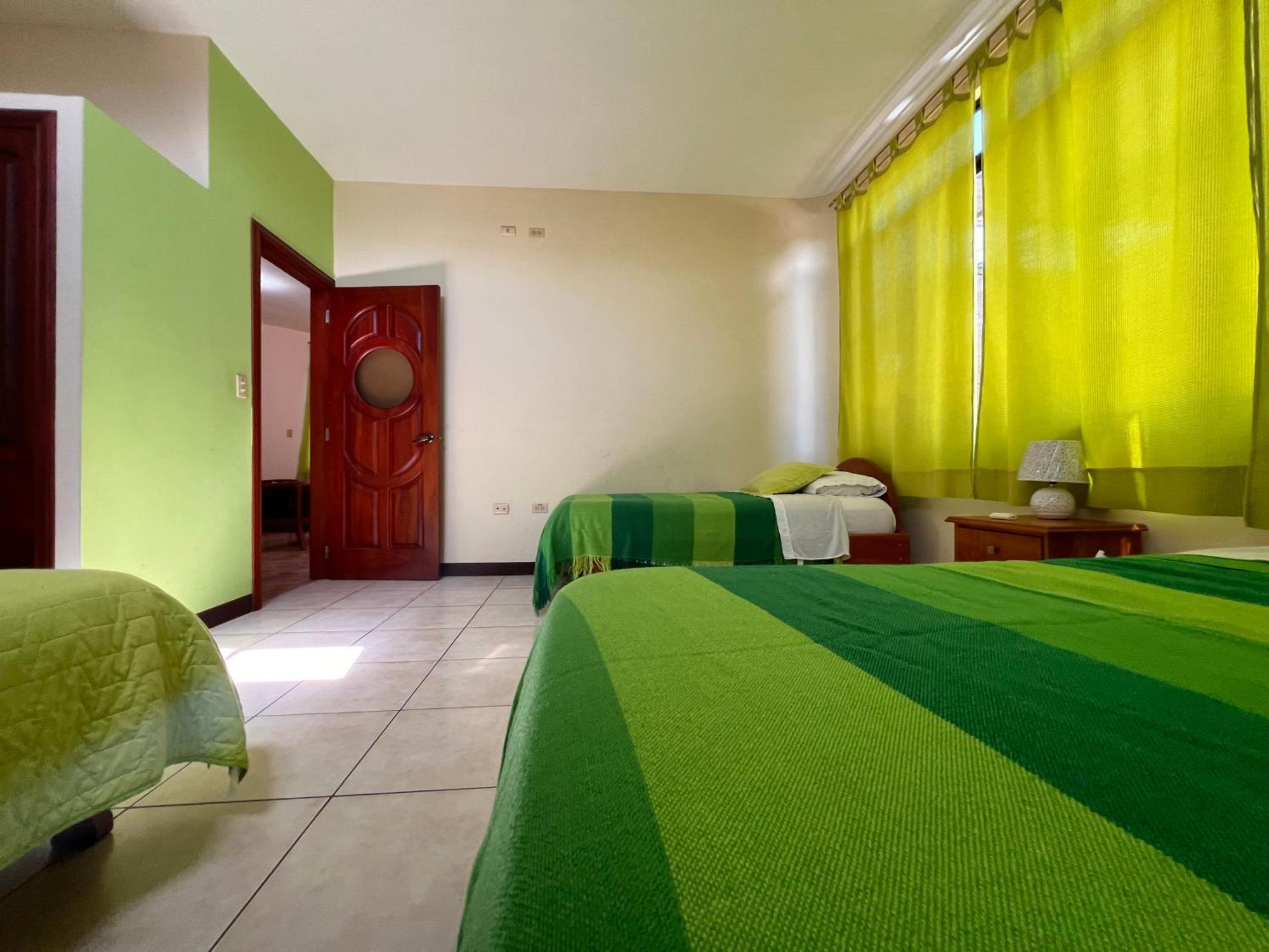 Hostal Casa Cascada بويرتو أيورا المظهر الخارجي الصورة